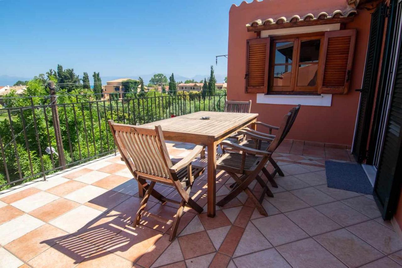 Fotios Roof Apartment Acharavi  Bagian luar foto