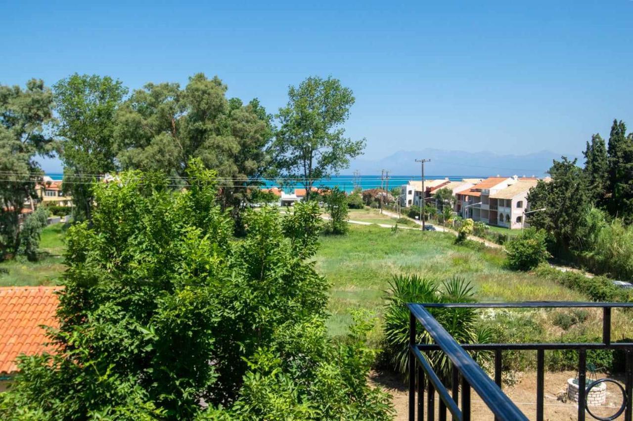 Fotios Roof Apartment Acharavi  Bagian luar foto